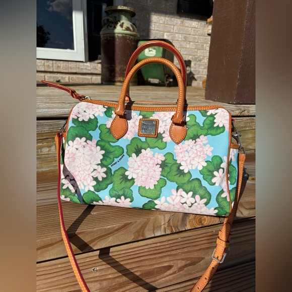 Dooney & Bourke satchel 🪻🪷🌷💐 - Picture 1 of 12